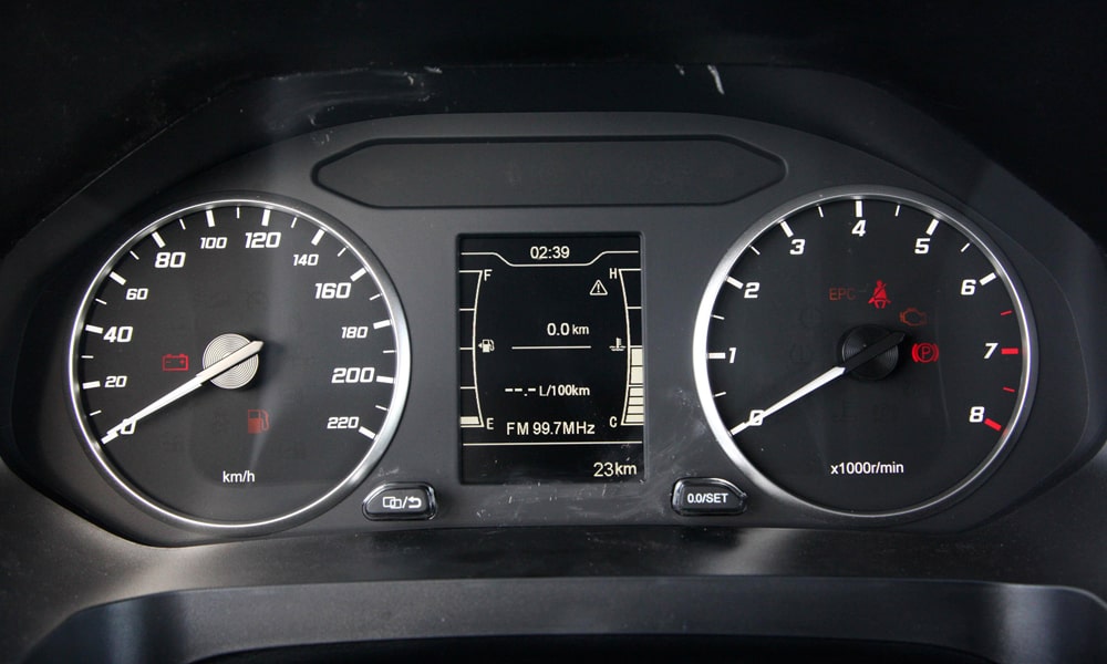 /img/cars/1672401358-tiggo-4-pro-1-19.jpg