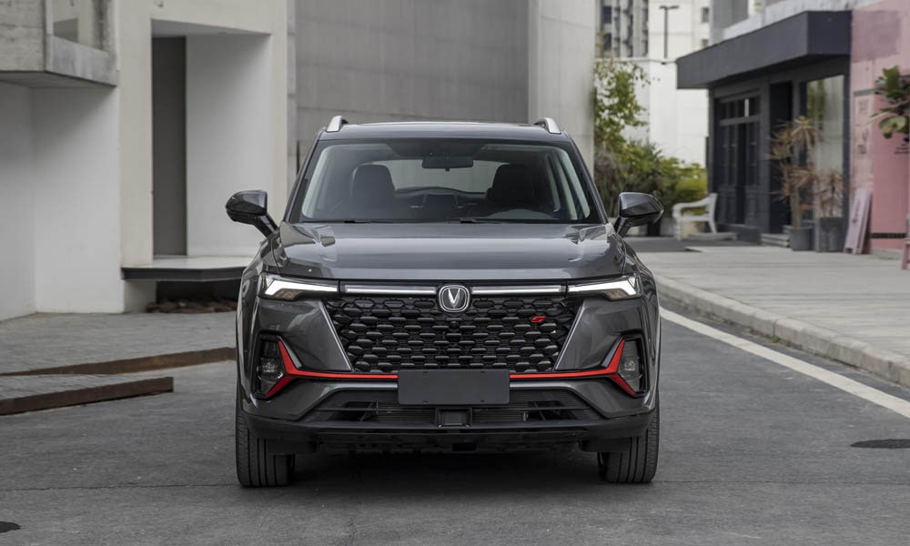 /img/cars/1674039216-cs35-plus-6.jpg