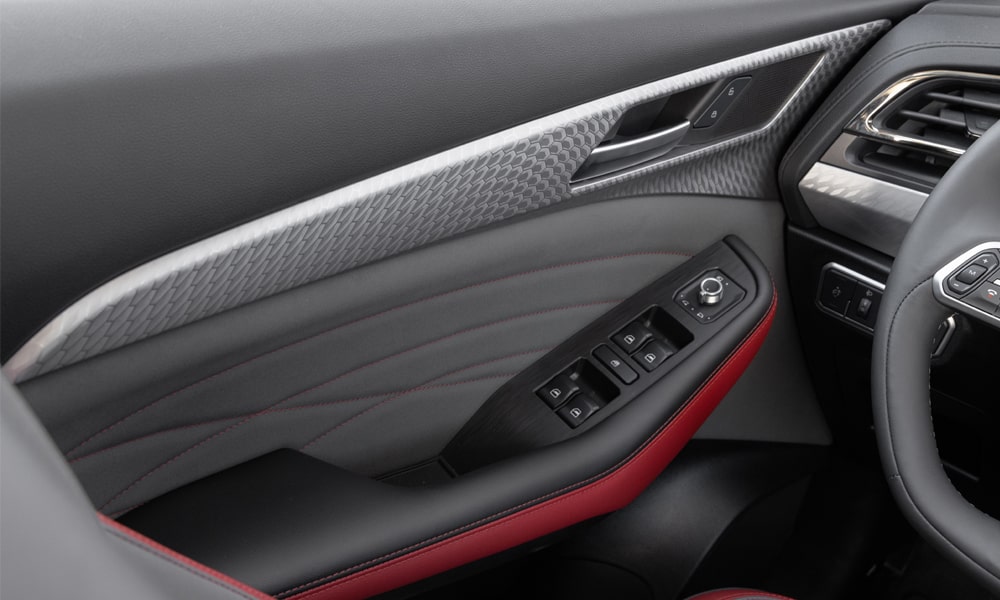 /img/cars/1674126650-f7x-18.jpg