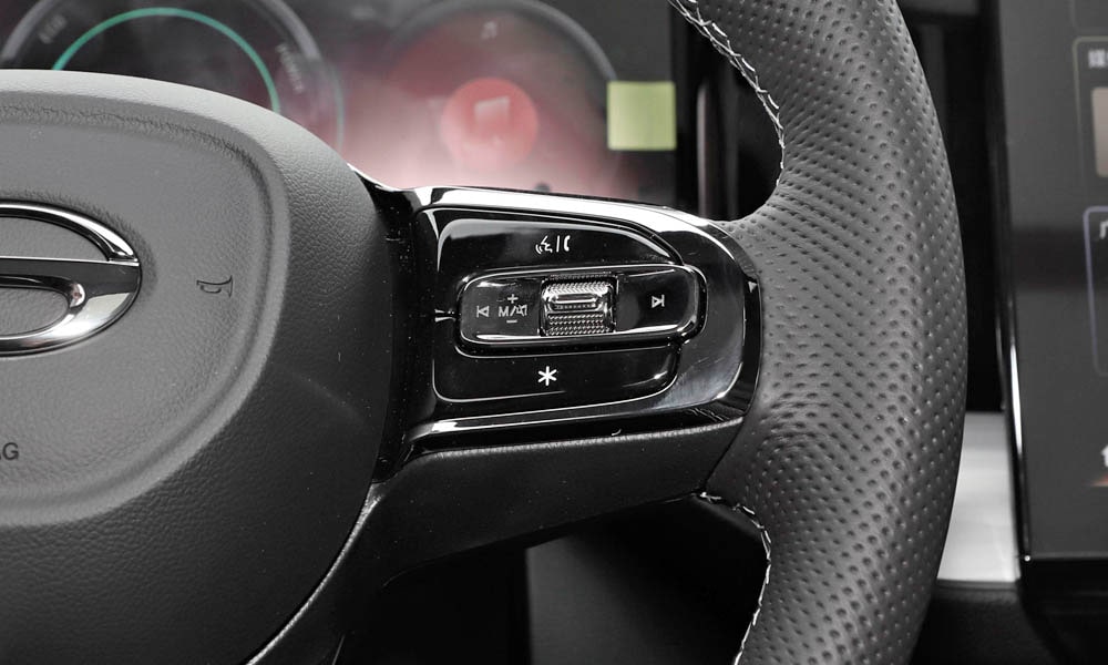 /img/cars/1689836474-gs8-44.jpg